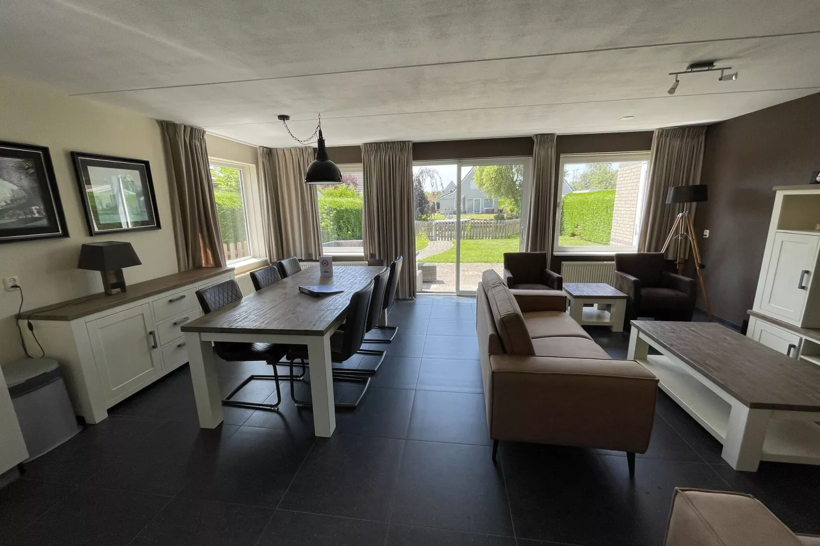 Bungalowpark de Vlietlanden 1-Eetkamer