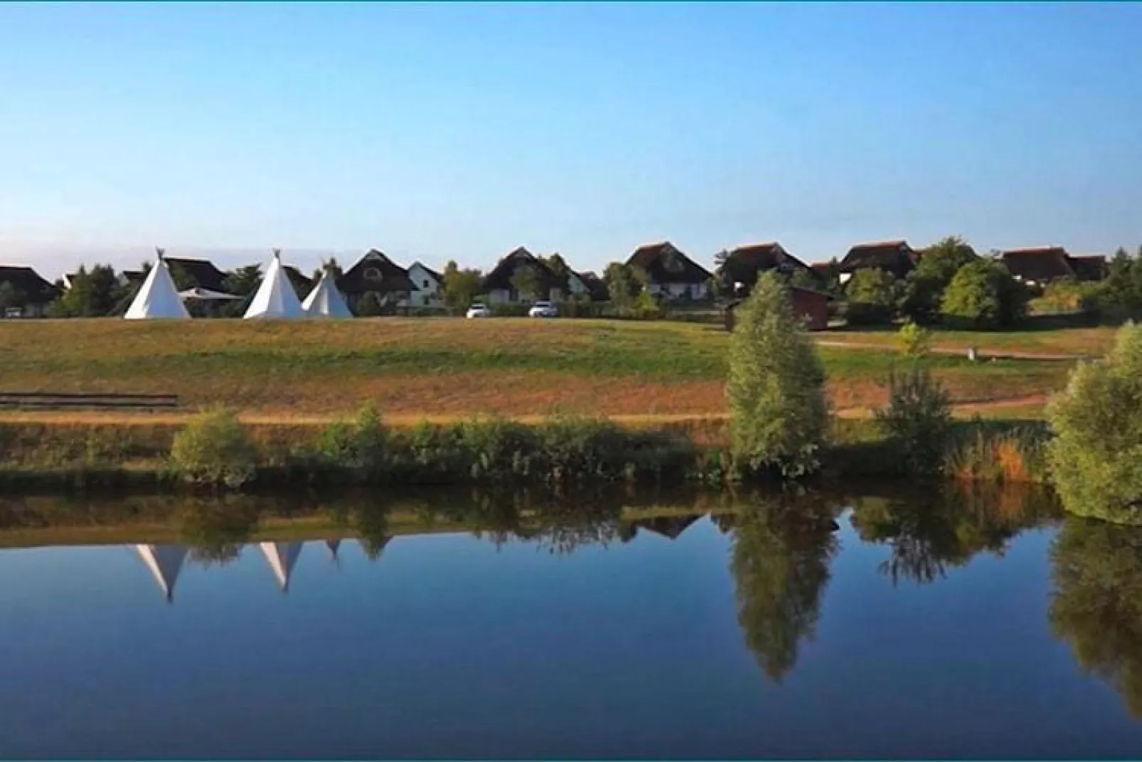 Doppelhaushälfte Typ V 80 qm-Buitenkant zomer