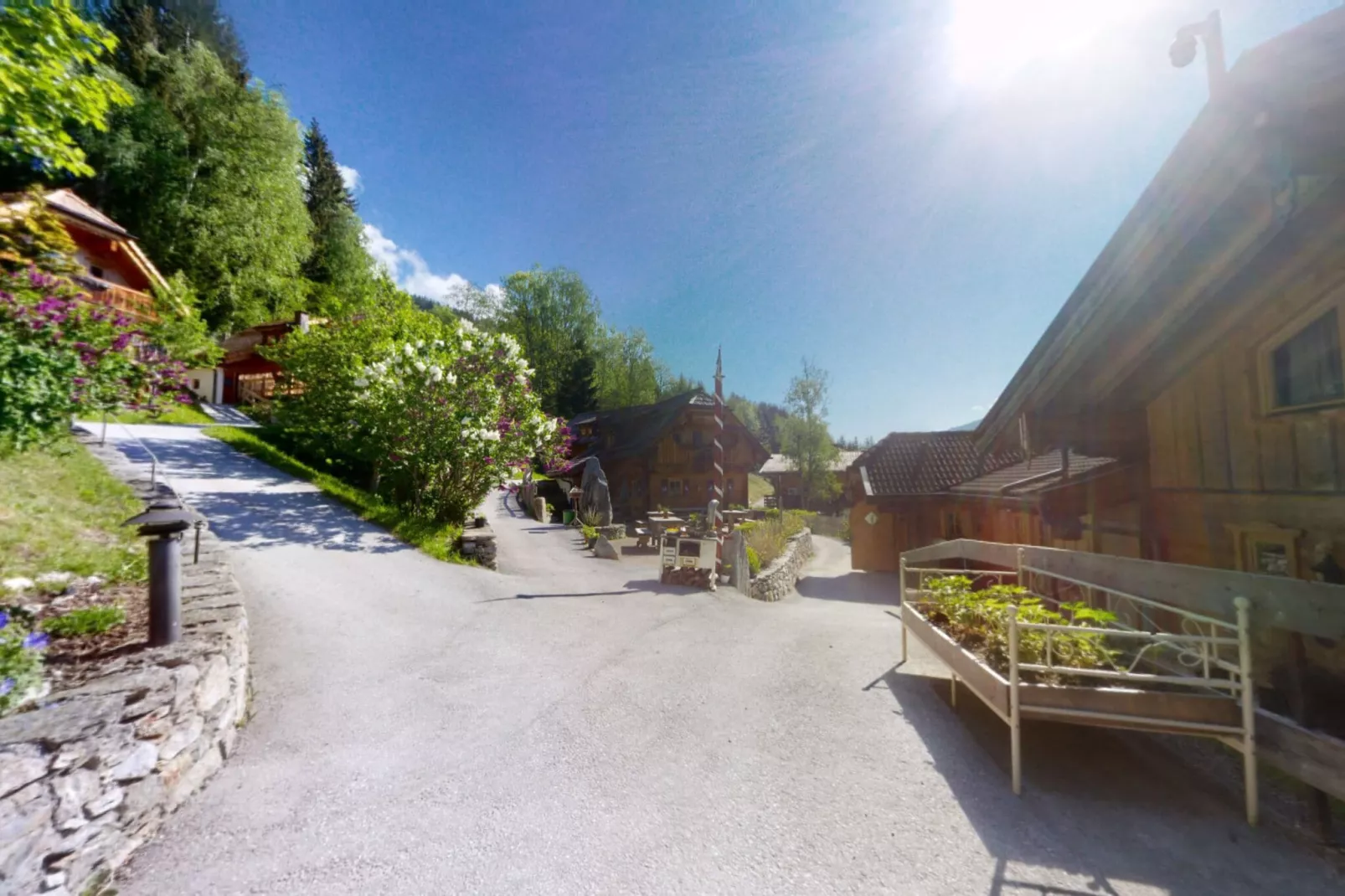 Naturdorf Oberkühnreit-Buitenkant zomer