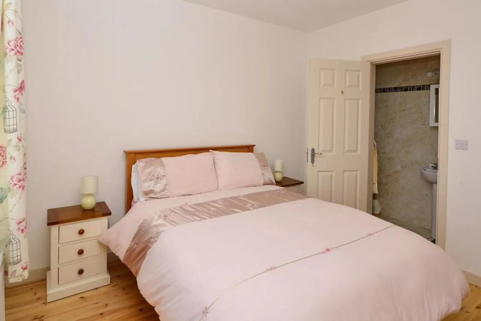 Cottage in Clifden Co Galway in Ireland-Slaapkamer