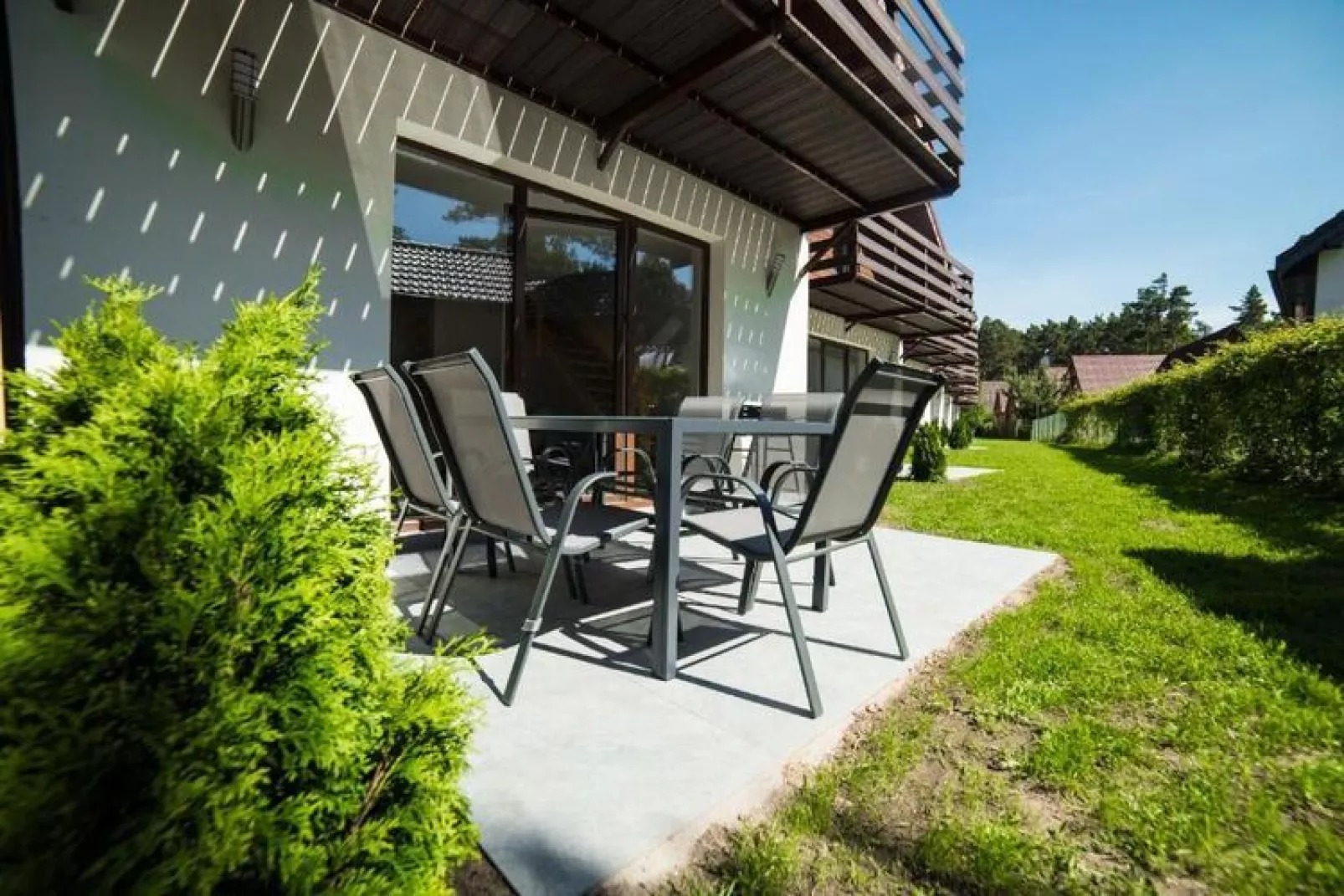 Domki STANDARD Jarosławiec-Terrasbalkon