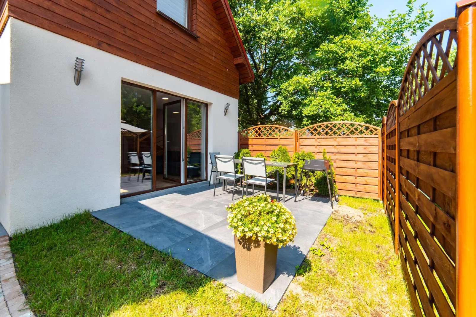 Domek LUX Jarosławiec-Terrasbalkon
