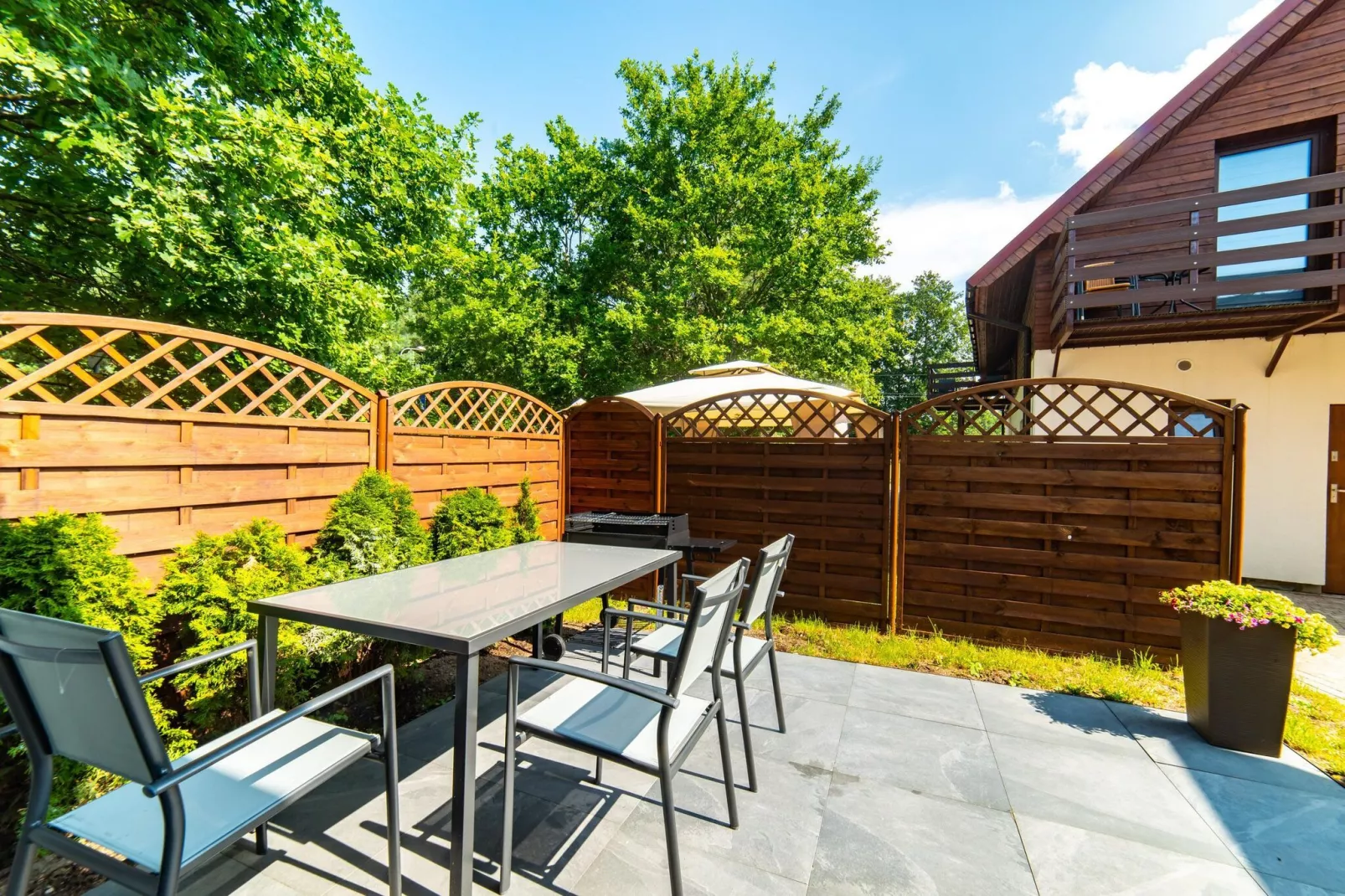 Domek LUX Jarosławiec-Terrasbalkon