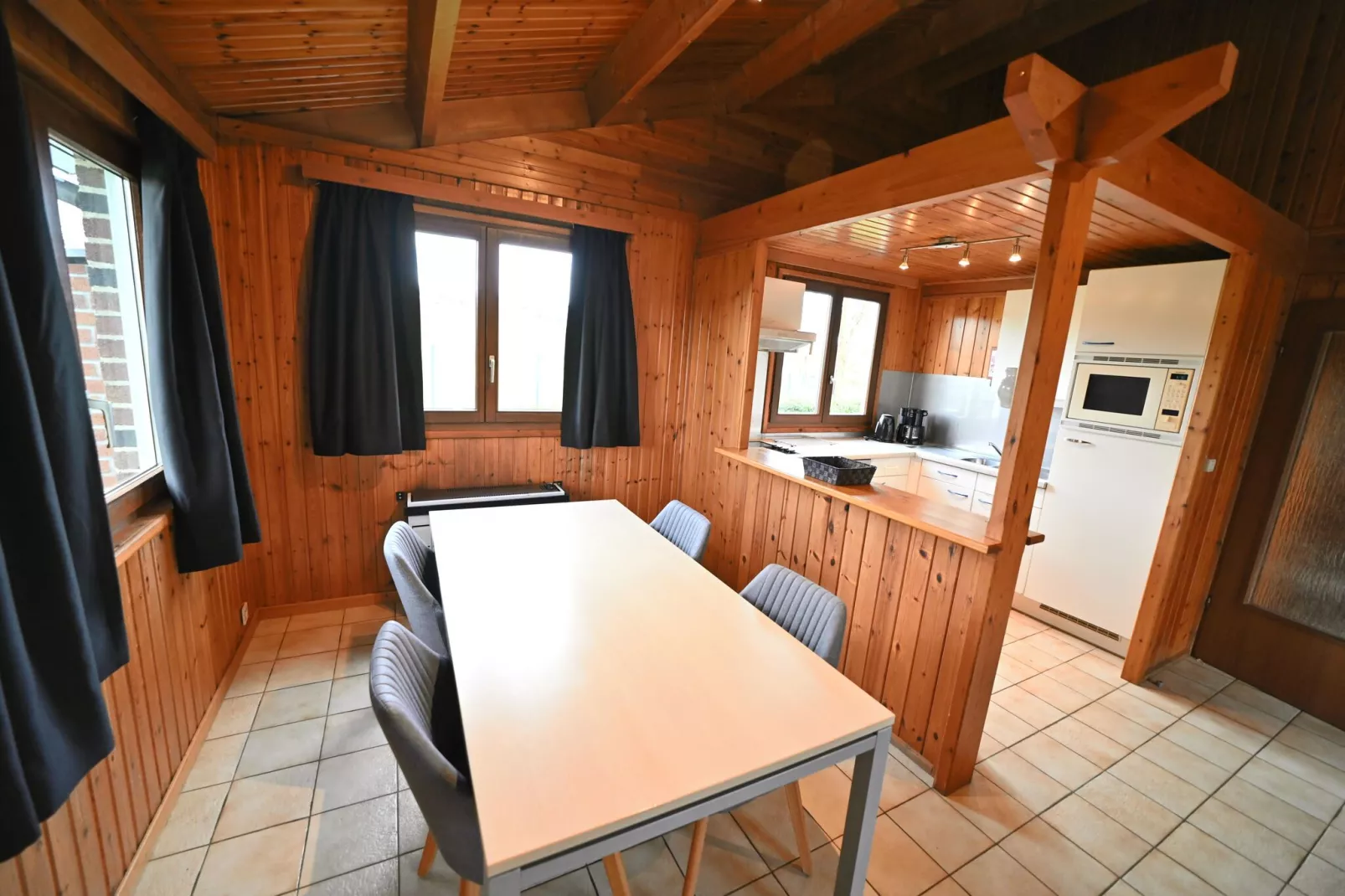La Tanière-Eetkamer