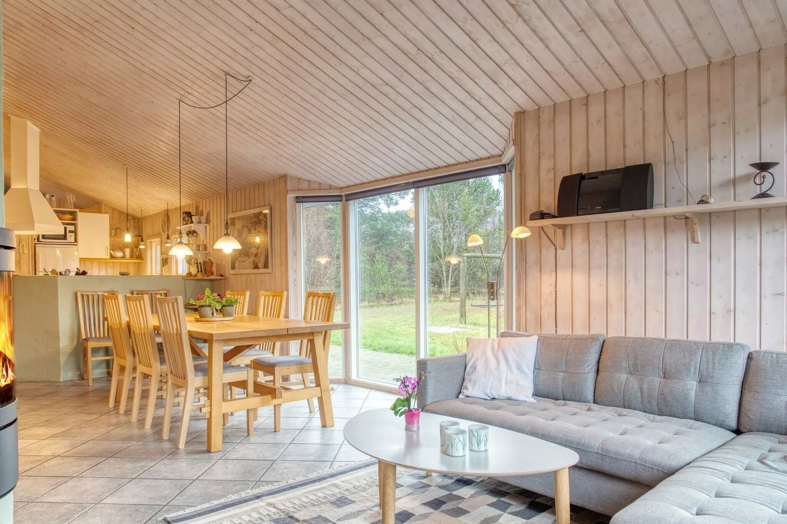 Modern vakantiehuis in Fjerritslev met een sauna-Binnen