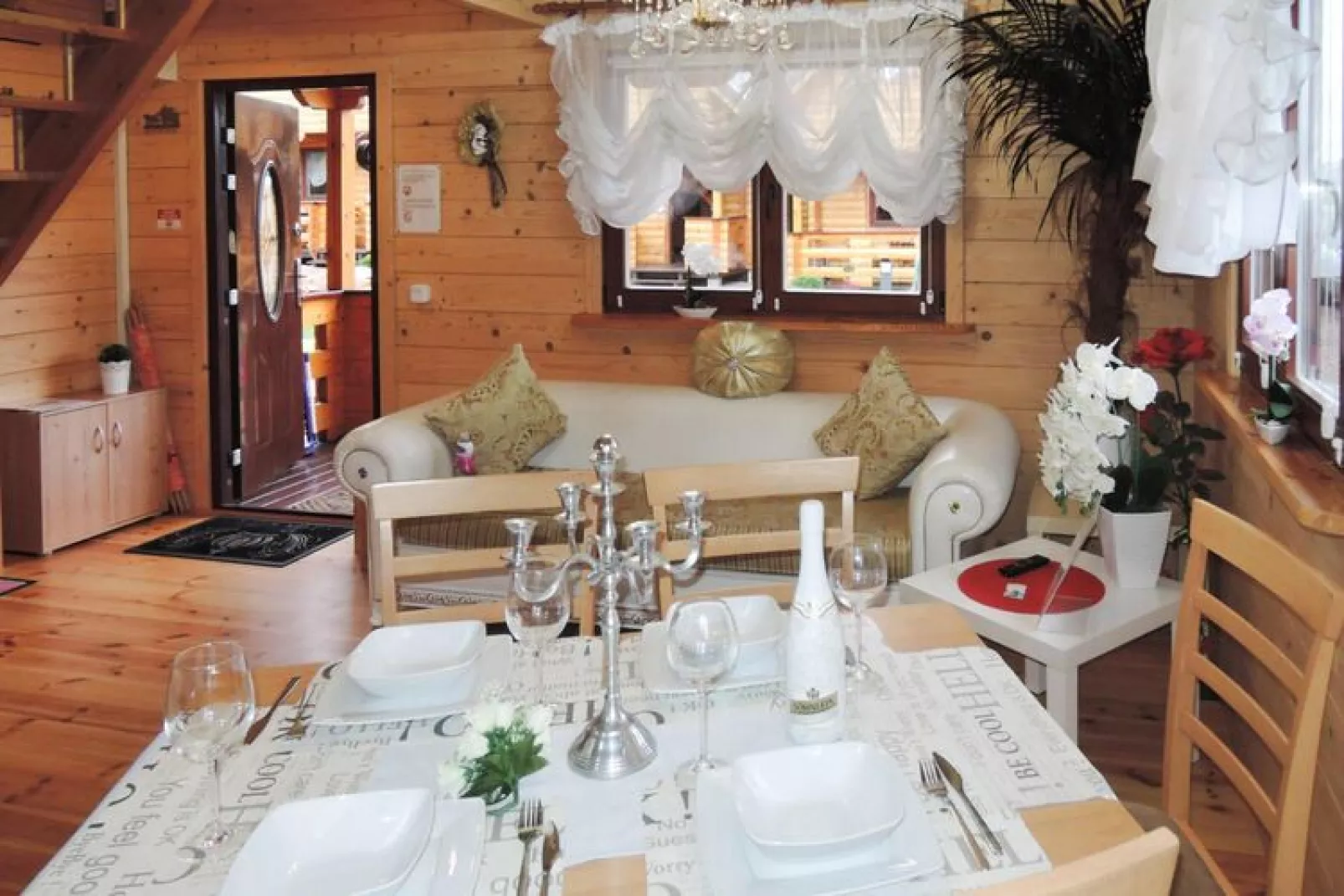 Komfortowe domy wakacyjne w Rewalu dla 6 osób-Eetkamer