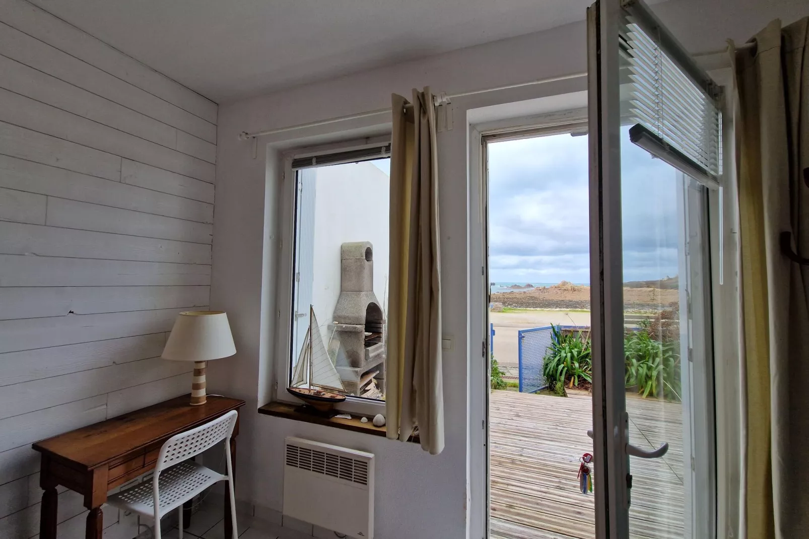 Apartment in top location with fantastic sea view Primel Plougasnou-Binnen
