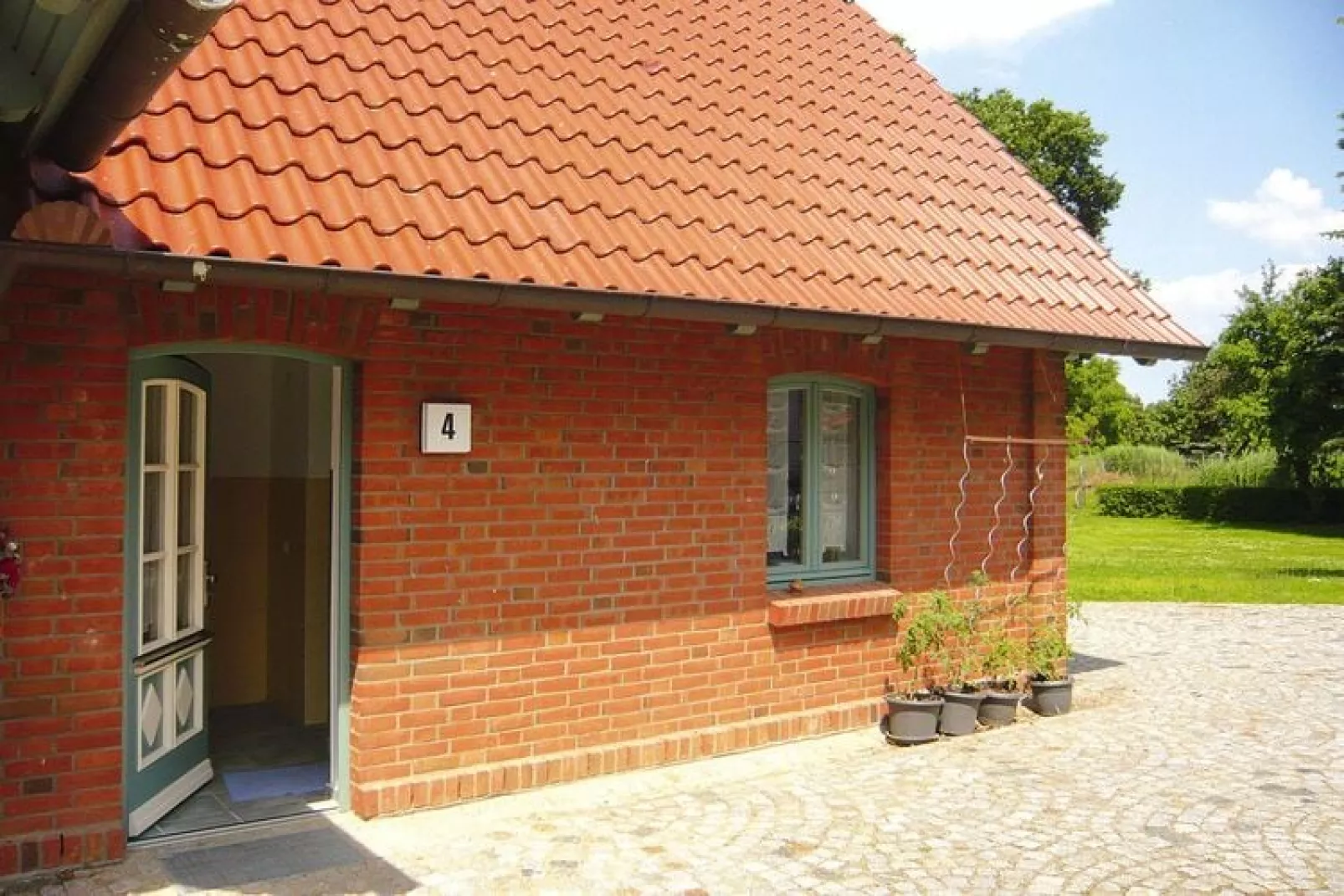 Ferienhaus 100 qm-Buitenkant zomer