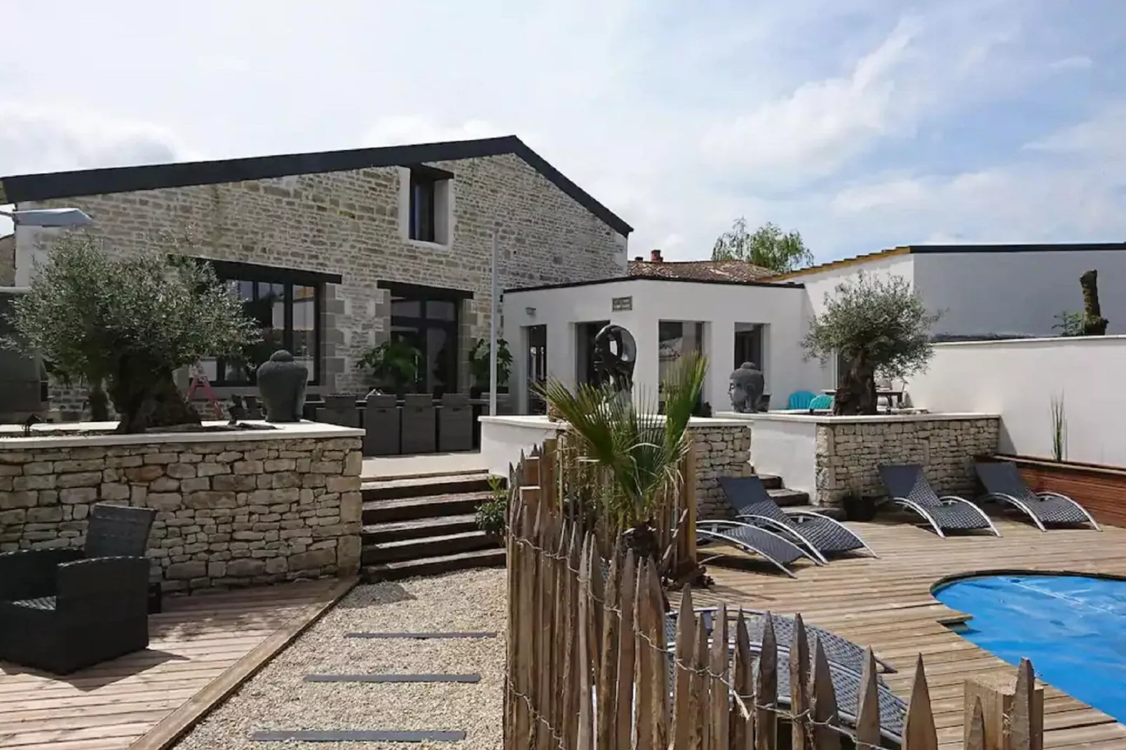 Villa La forge expérience bien-etre-Terrasbalkon