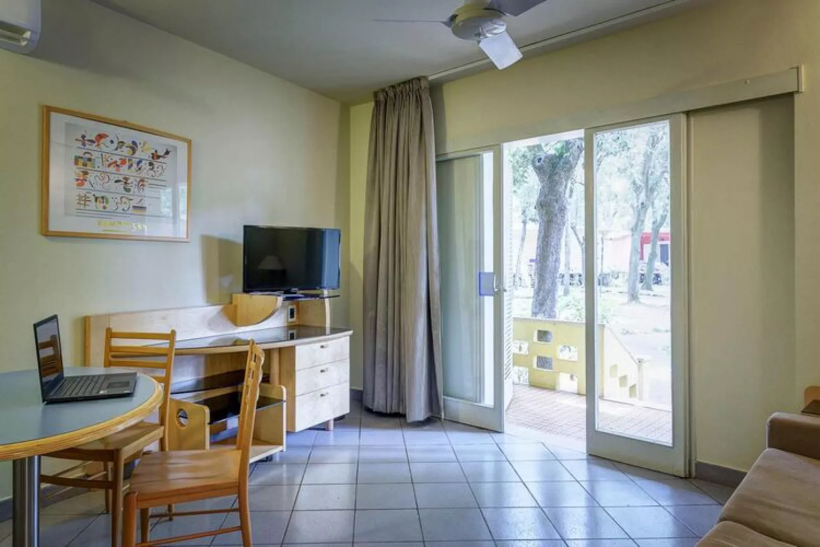 Holiday resort Riva degli Etruschi San Vincenzo-Ville Morellino Trilocali 200 m dal mare-Woonkamer
