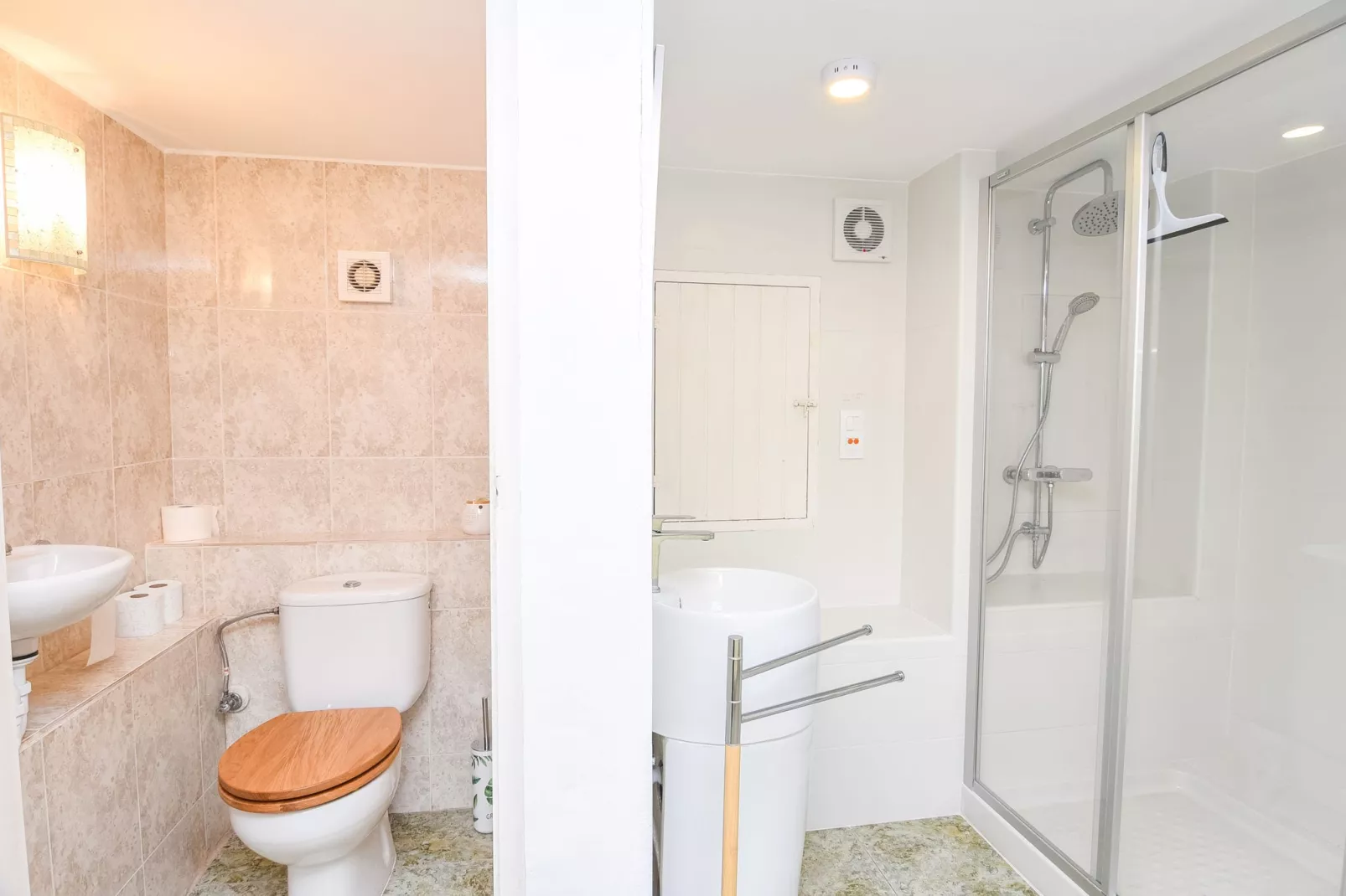 Villa Las Viñas	-Badkamer
