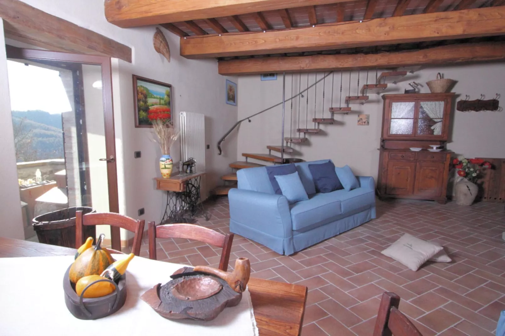 La Rocca Estate-Woonkamer