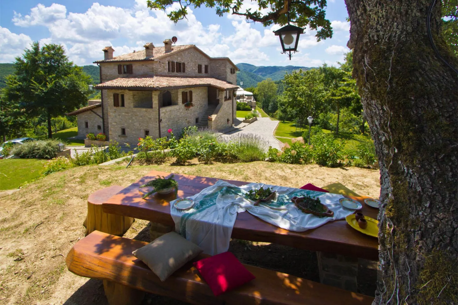 La Rocca Autunno-Buitenkant zomer