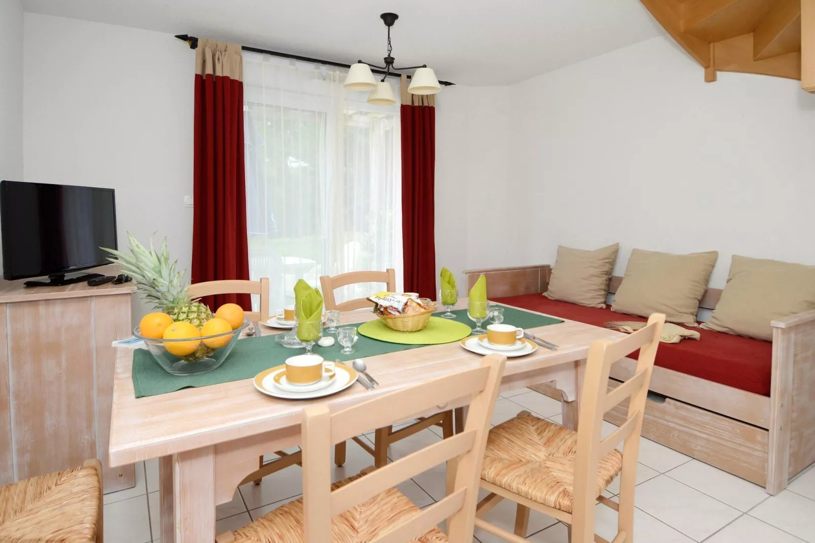 Résidence Le Hameau du Lac 2-Eetkamer