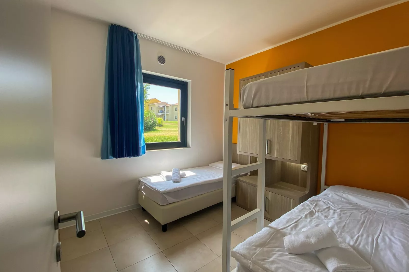 Residence Belvedere Village Castelnuovo del Garda-Trilo premium-Slaapkamer