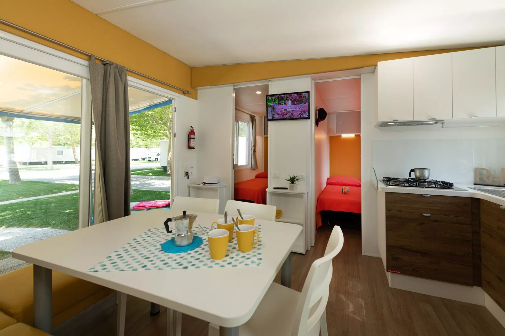 Mobile Homes San Francesco, Desenzano-Garda Suite DL-Eetkamer