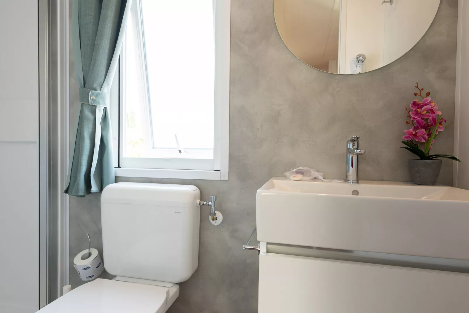 Mobile Homes San Francesco, Desenzano-Garda Suite DL-Badkamer