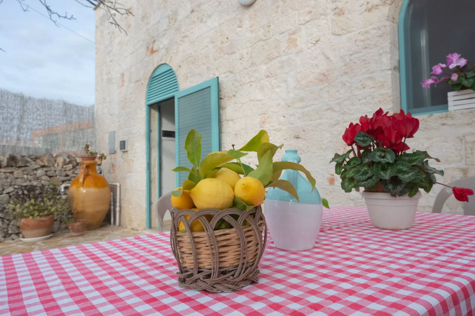 Trulli di Mina - Lamia Fresia Locorotondo-Terrasbalkon