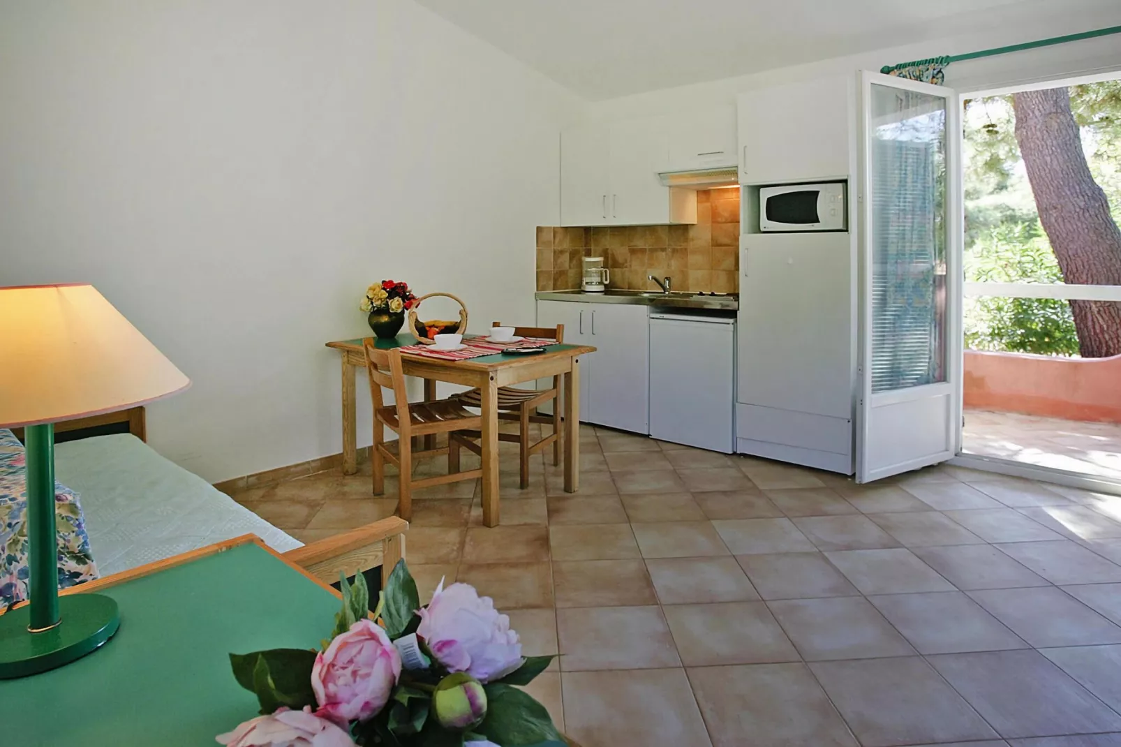Residence Cala Bianca - Borgo-Plage // Studio Cab 24m2-Keuken