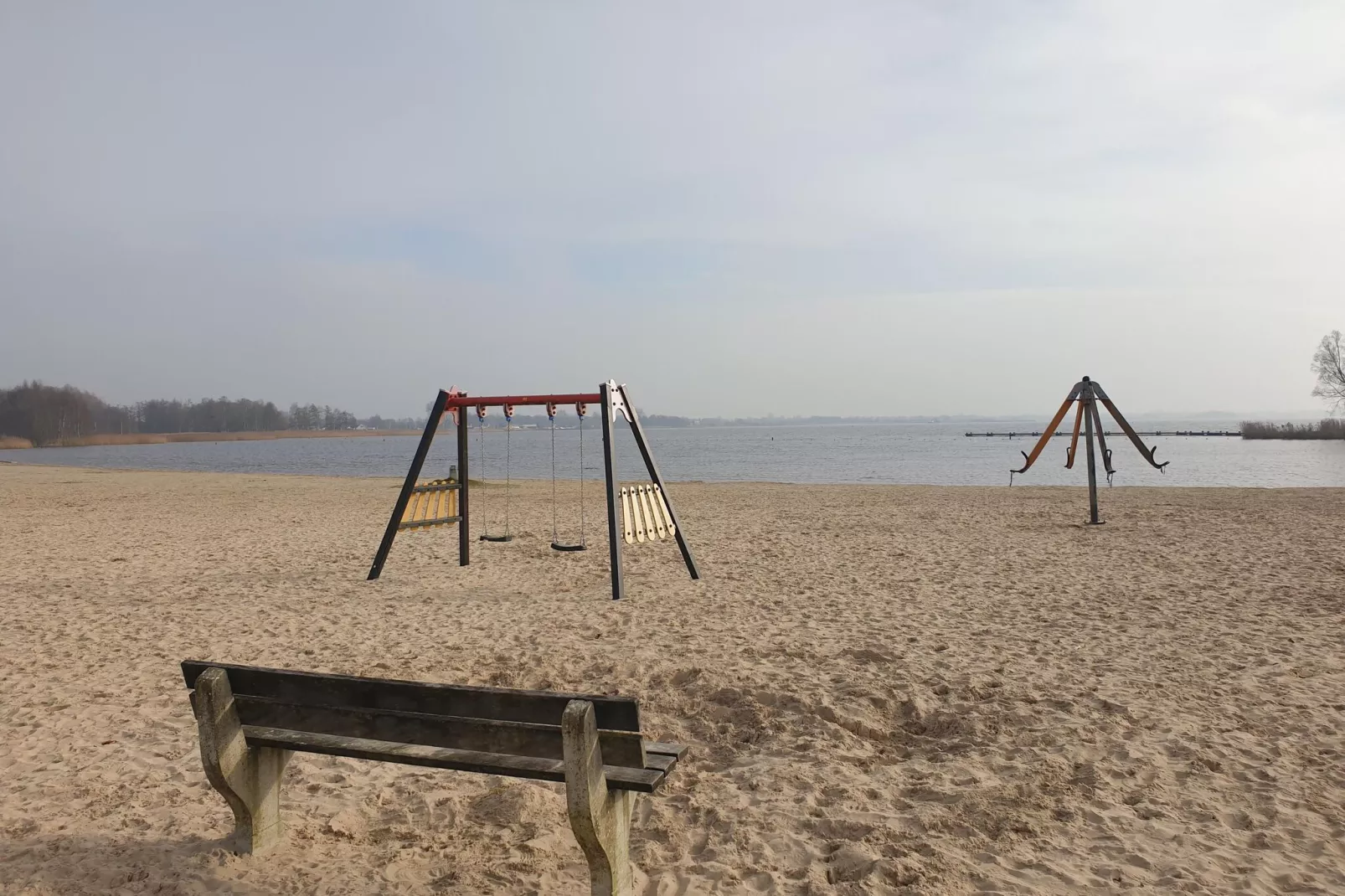 Groepswoning 2-11 personen aan het Zuidlaardermeer in Groningen met sloep optie-Gebieden zomer 5km