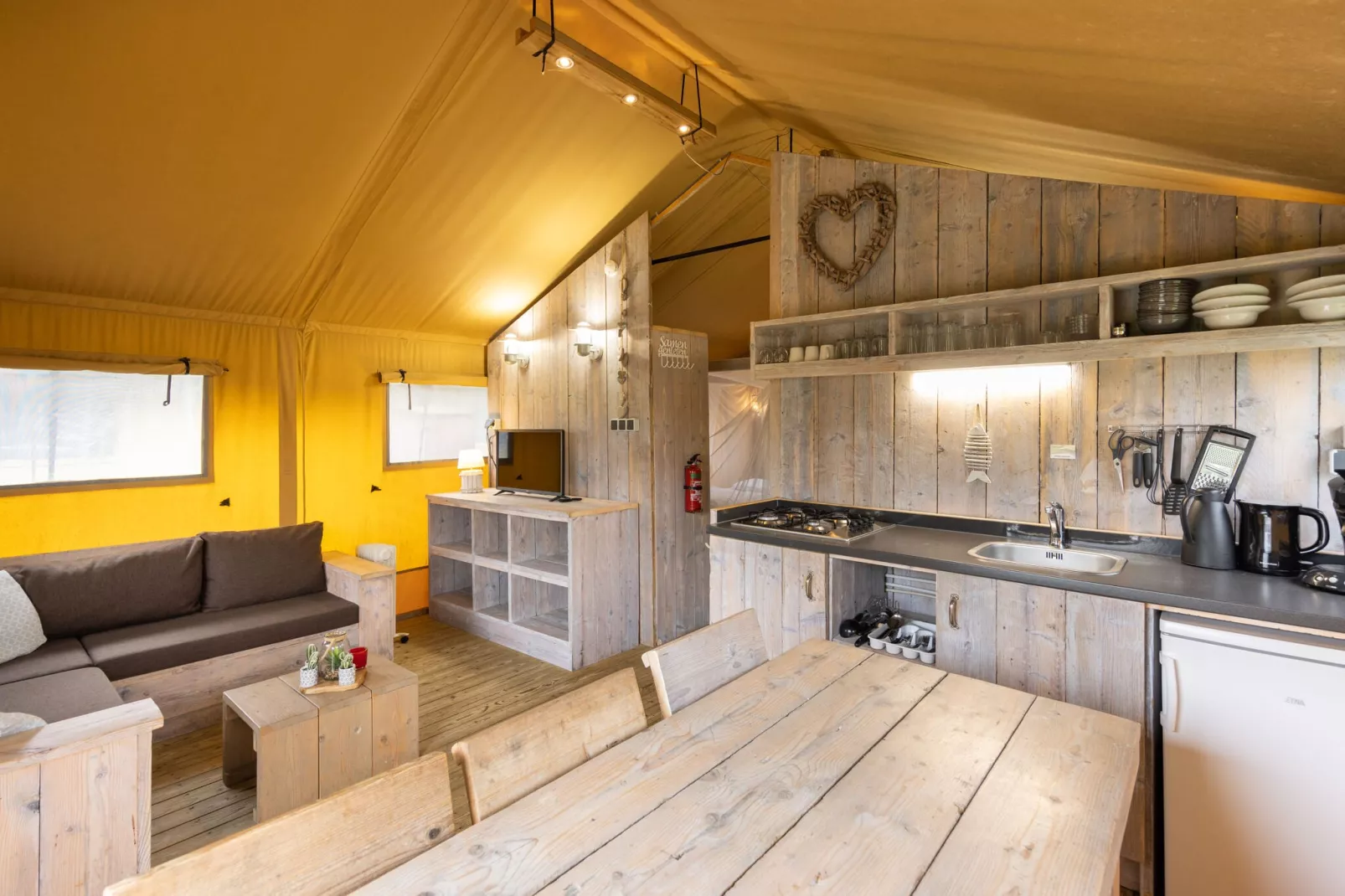 Glamping Resort Lauwersmeer 2-Keuken