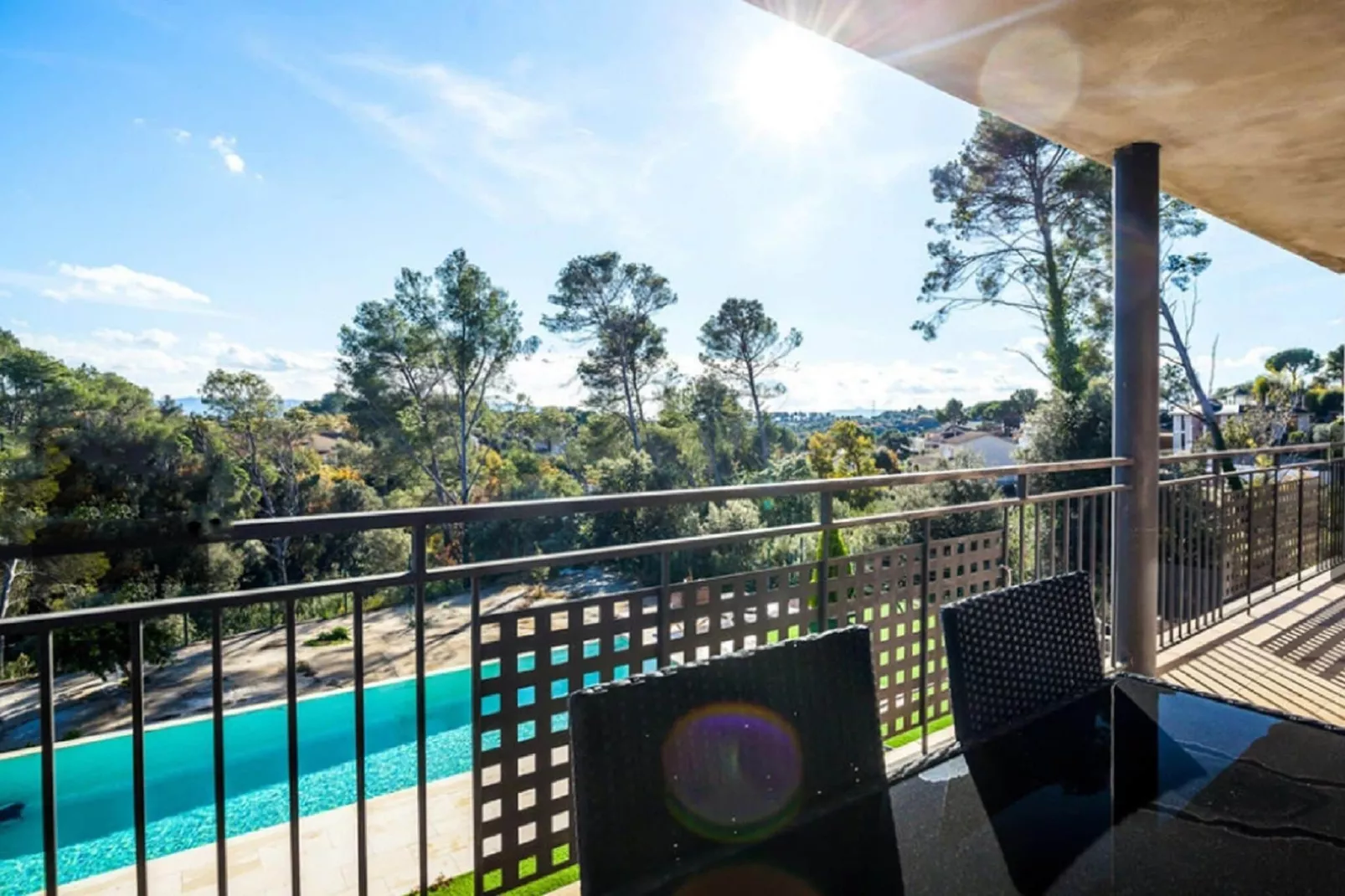 Preciosa casa con jardin-Terrasbalkon