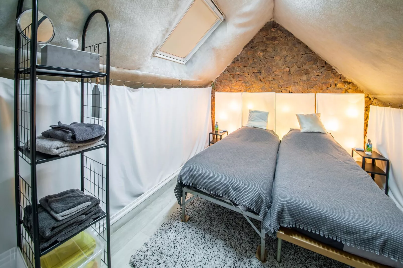 Charmante habitation située à la Reid avec Jacuzzi-Slaapkamer