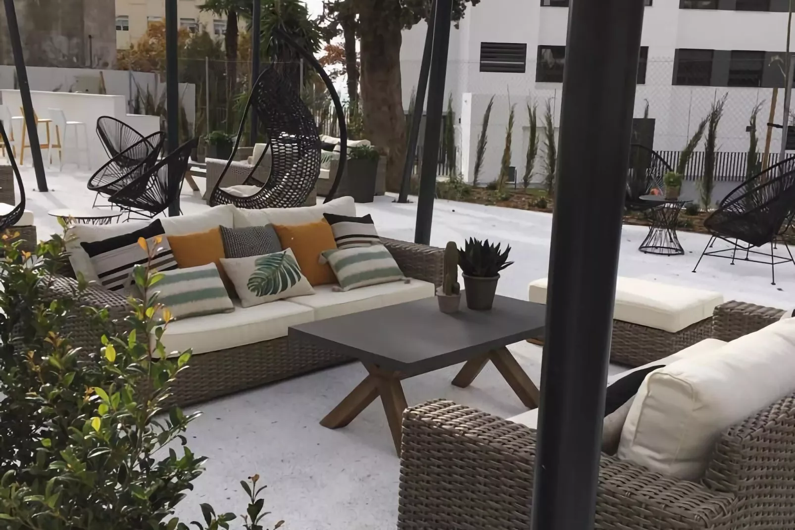 Apartamento Port Avenue - Tuinen zomer