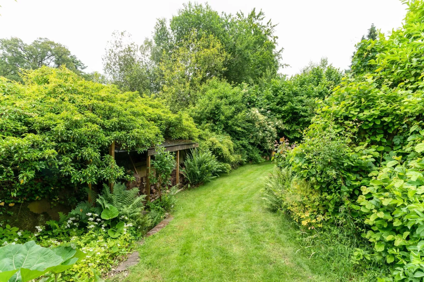 De Engelse tuin van Oldenzaal-Tuinen zomer