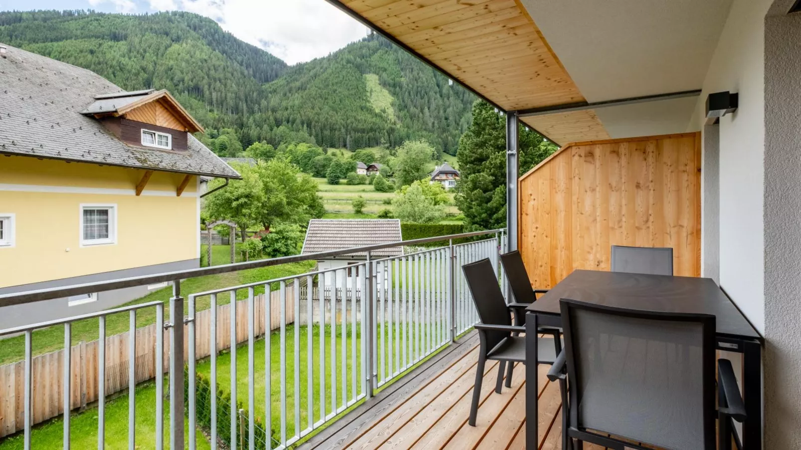 Ski Nature Apartment Lungau Top 9-Terrasbalkon