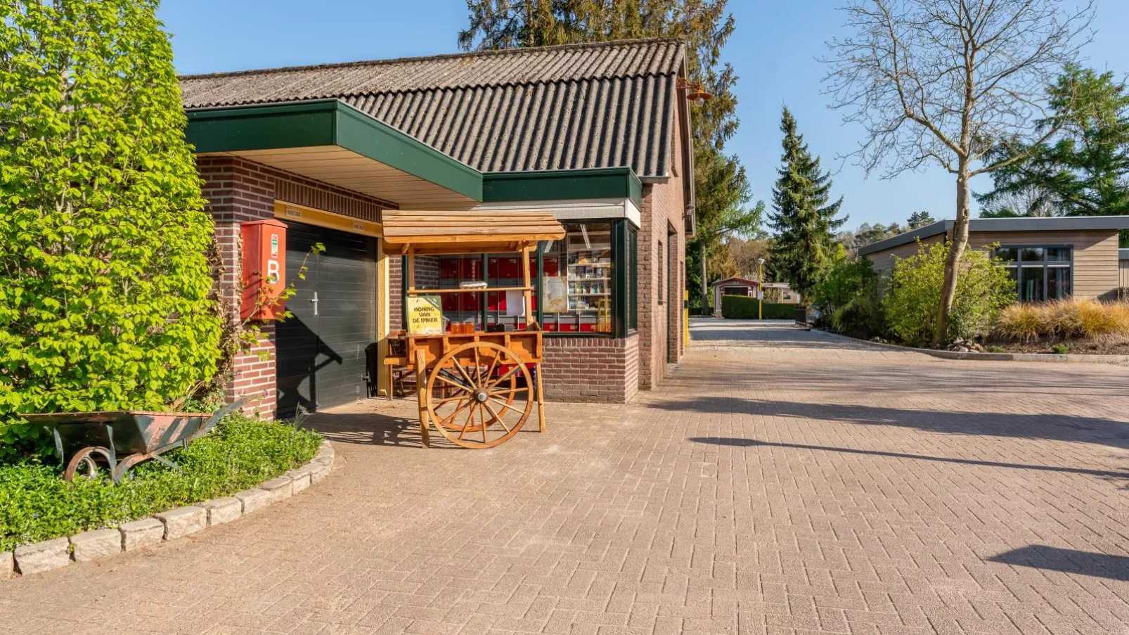 De Buizerd-Parkfaciliteiten