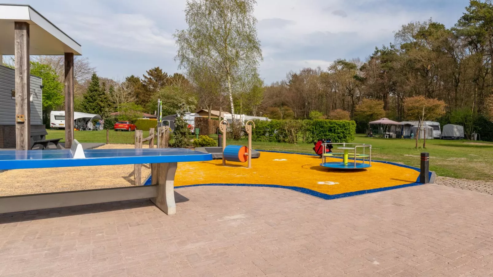 De Buizerd-Parkfaciliteiten
