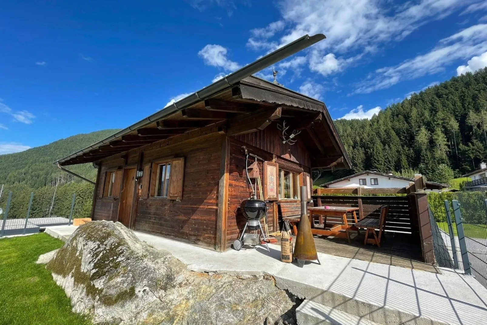 Ferienhaus Tirol-Buitenkant zomer