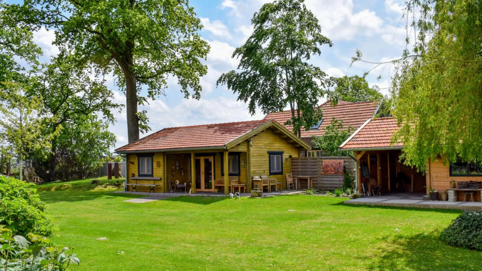 Onder de oude Eik-Buitenkant zomer