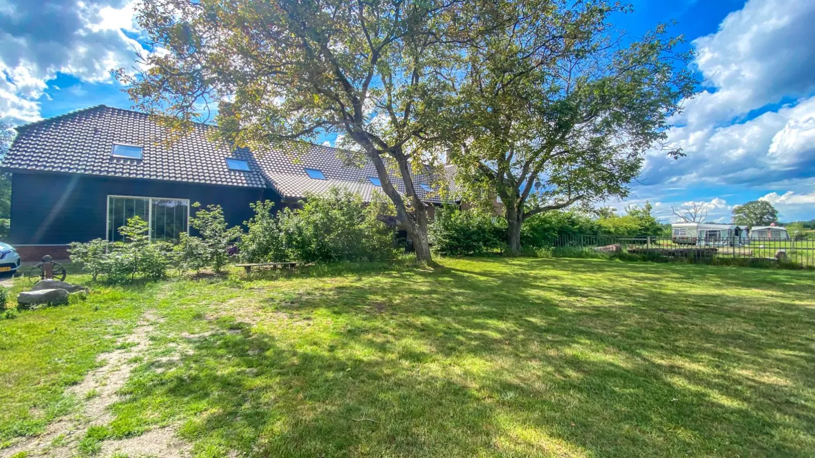 Lodge Slabroek-Tuinen zomer