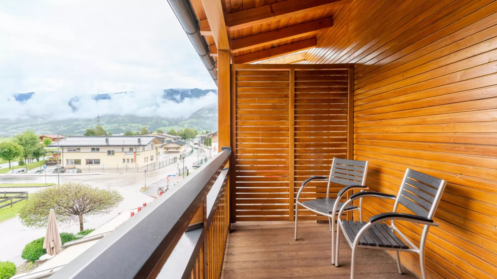 Style Apartment Kaprun - Top 9 - By Villa for You-Terrasbalkon