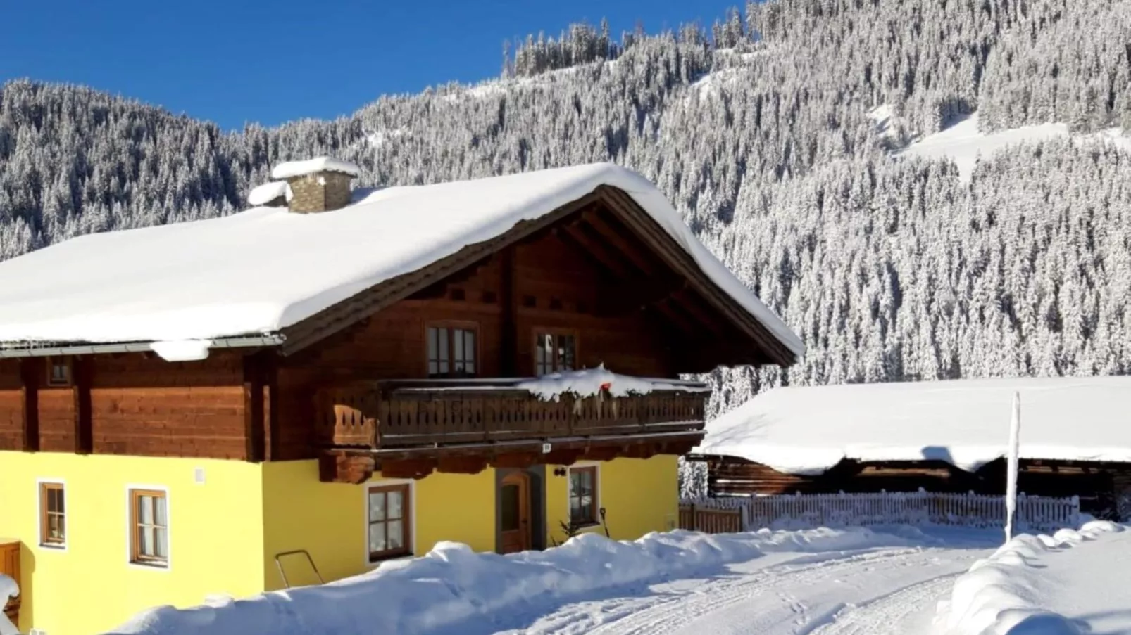 Haus Durchegg UG-Exterieur winter