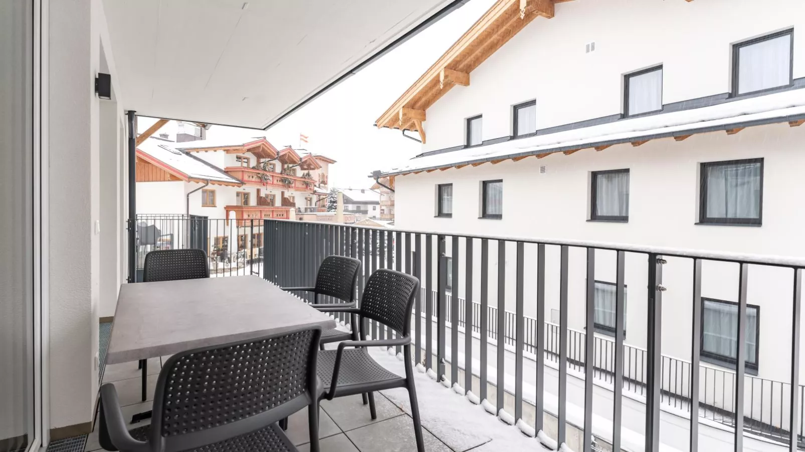 Falken Suites TOP 4-Terrasbalkon