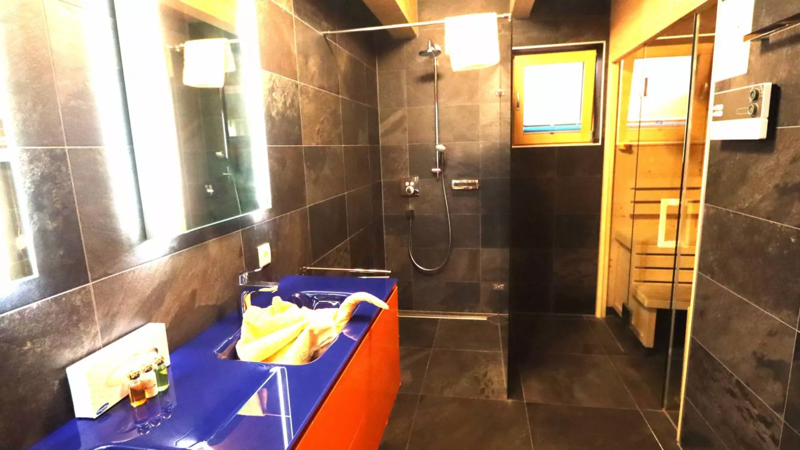 Kaprun Lodge - L-Badkamer