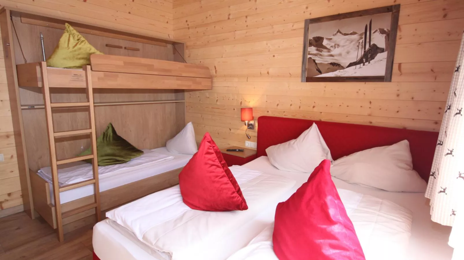 Kaprun Lodge - L-Slaapkamer