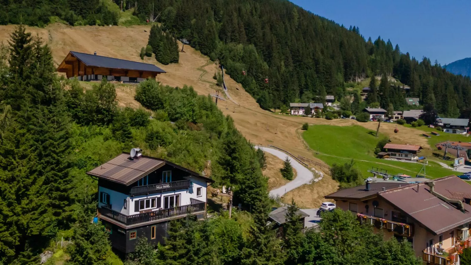 Hütte Taube-Buitenkant zomer