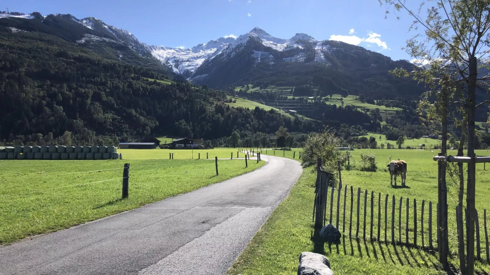 Sonnen Lodge Kaprun-Uitzicht zomer