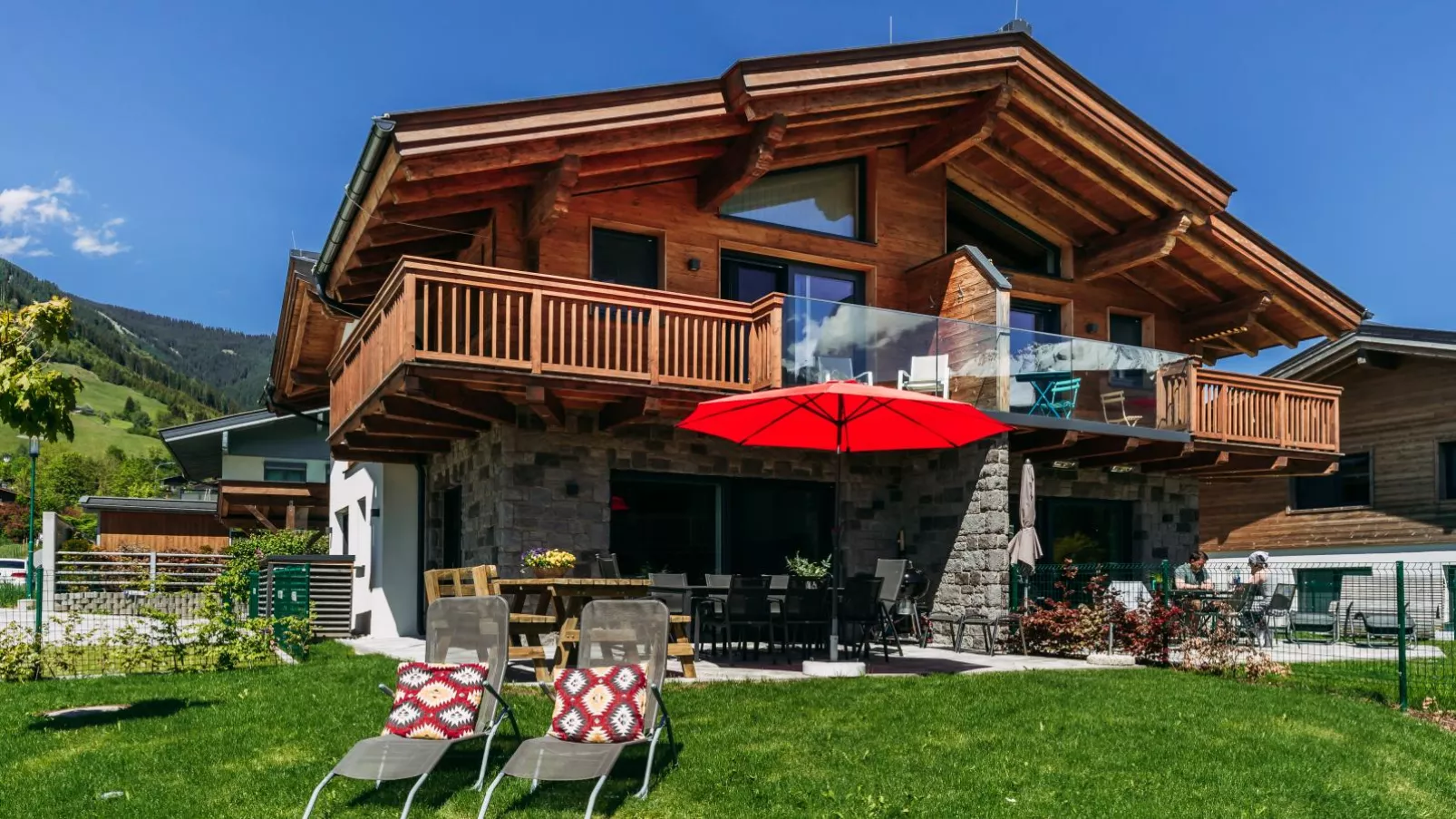 Tauern Lodge XL-Buitenkant zomer