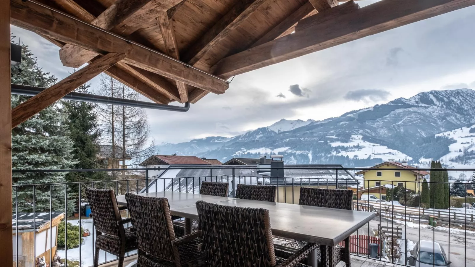 Luxury Tauern Suite Walchen Kaprun 8-Uitzicht winter