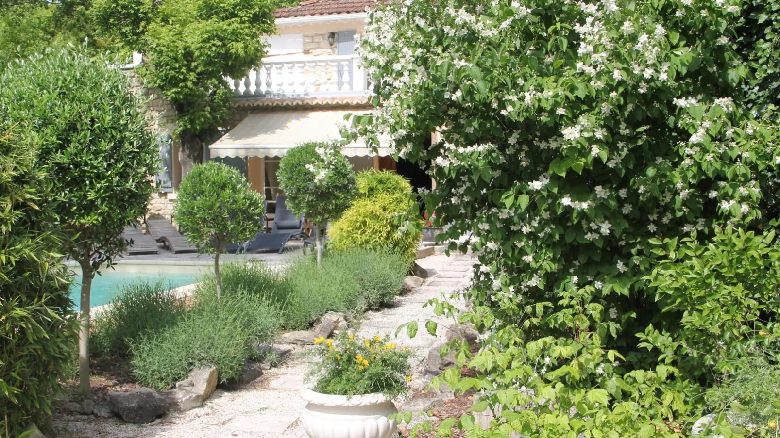 Villa Martinet-Tuinen zomer