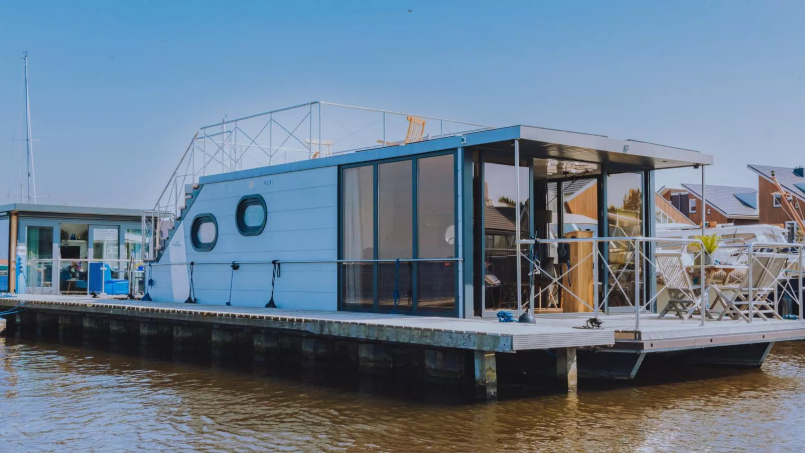 Tiny Houseboat De Woudaap - I-Buitenkant zomer