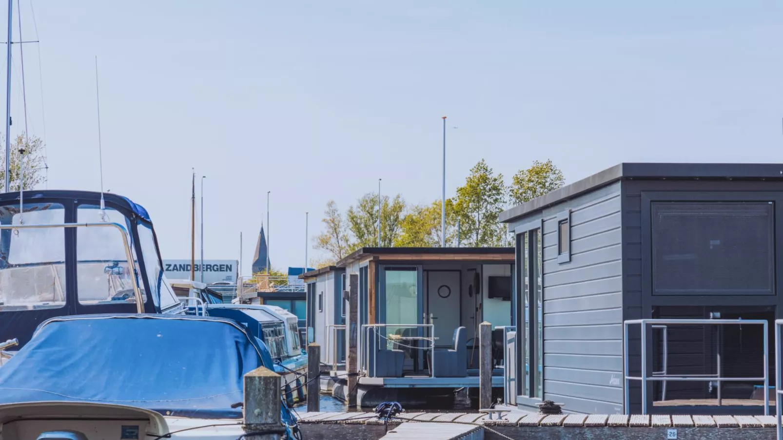 Tiny houseboat Parel I - airco-Gebieden zomer 1km