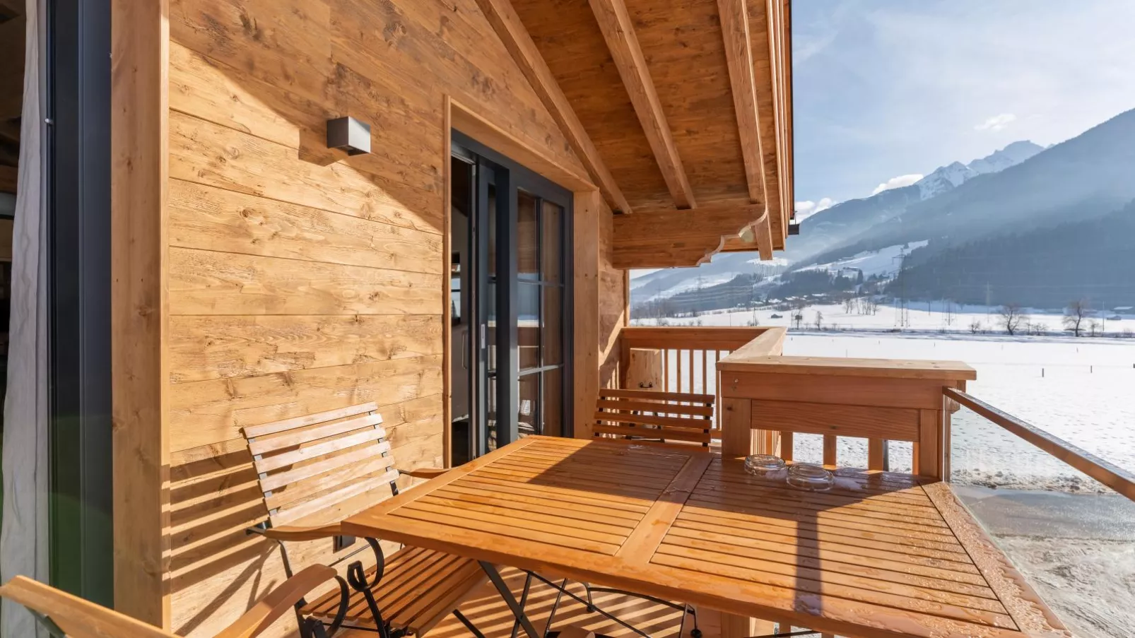 Tauernlodge Chalet Edelweiß-Terrasbalkon