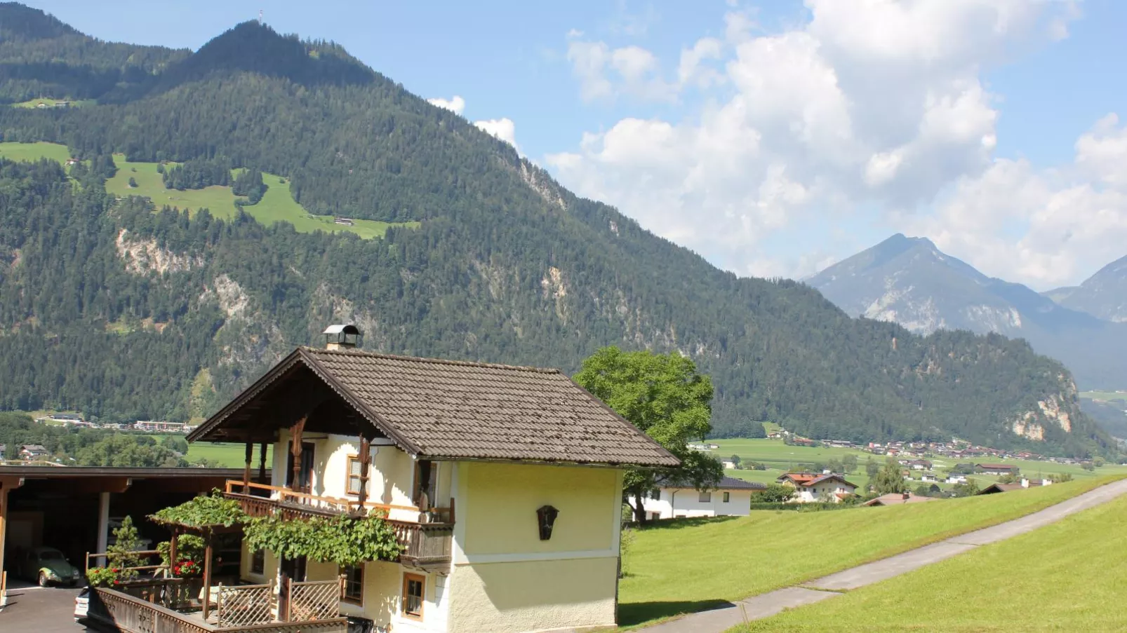 Chalet Anna-Buitenkant zomer