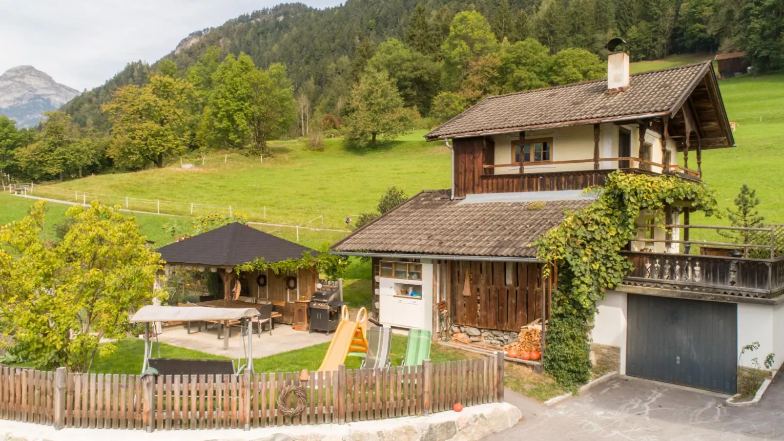 Chalet Anna-Buitenkant zomer